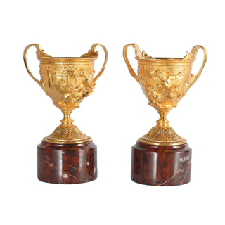 Coppa Ercole in ottone satinato con base in marmo rosso - ilbronzetto