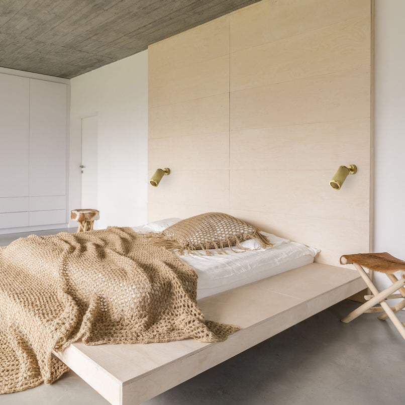 Urban brass ribbed cylindrical spot light - ilbronzetto