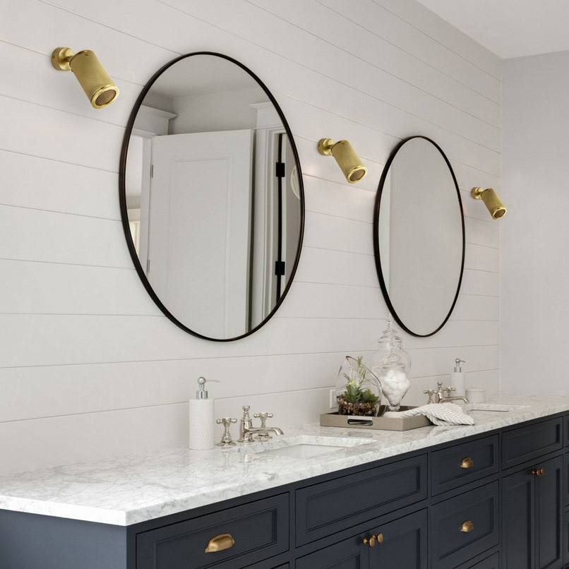 Urban brass ribbed cylindrical spot light - ilbronzetto