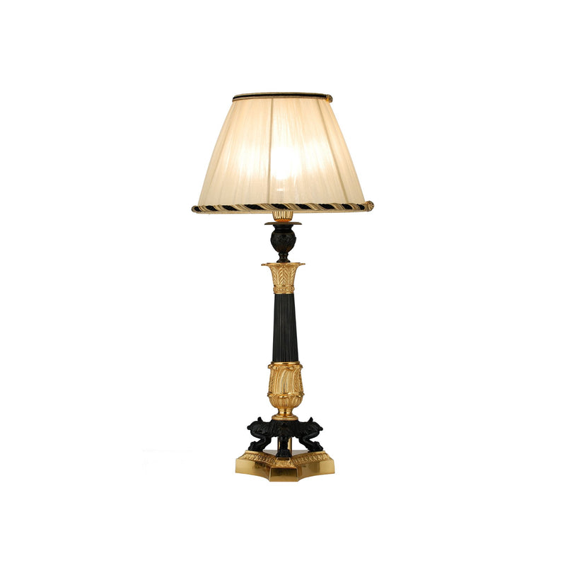 Mytho lions feet table lamp