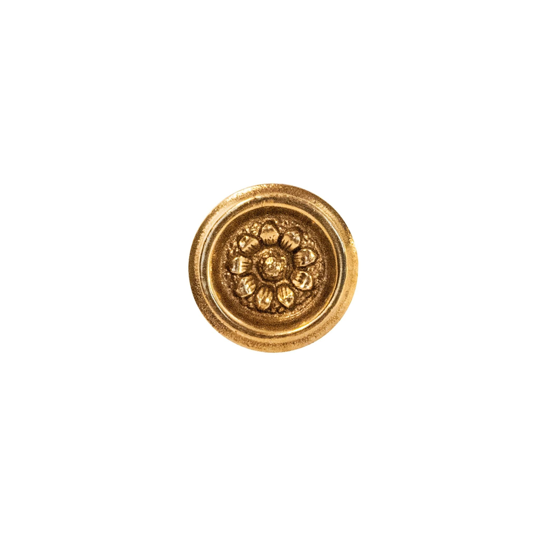 Novecento Monaco Brass Knob: A circular brass knob featuring intricate decorations, perfect for adding sophistication to your décor.