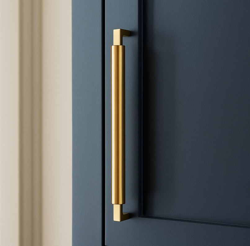 Contemporanea brass tubular knob