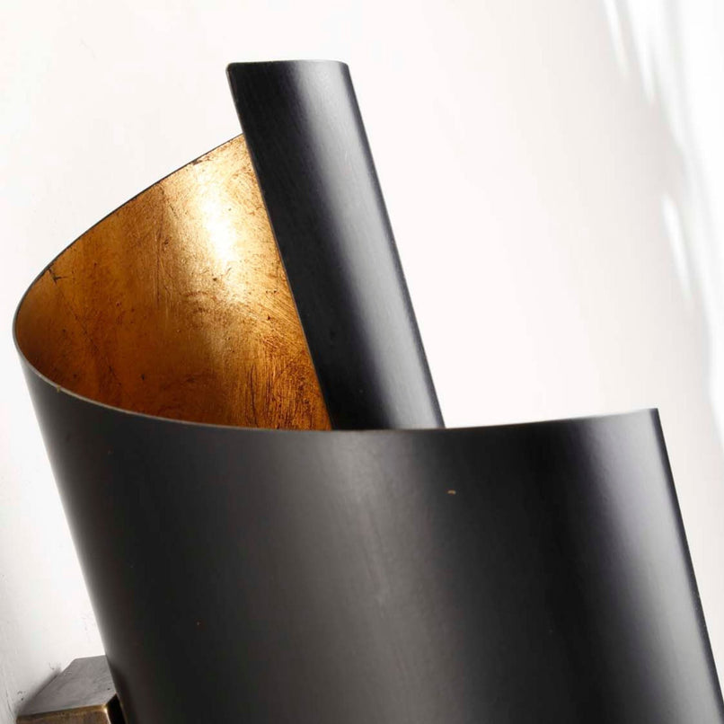 Urban spiral wall light with painted alluminium structure - ilbronzetto